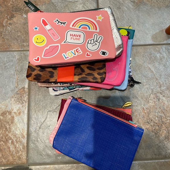 IPSY bag bundle!! 25 never used IPSY bags!! - Picture 3 of 9
